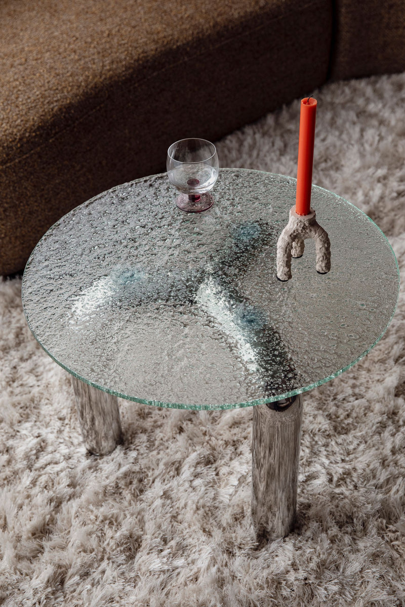 Beistelltisch Marly rund aus Sicherheitsglas in Silber von Dutchbone