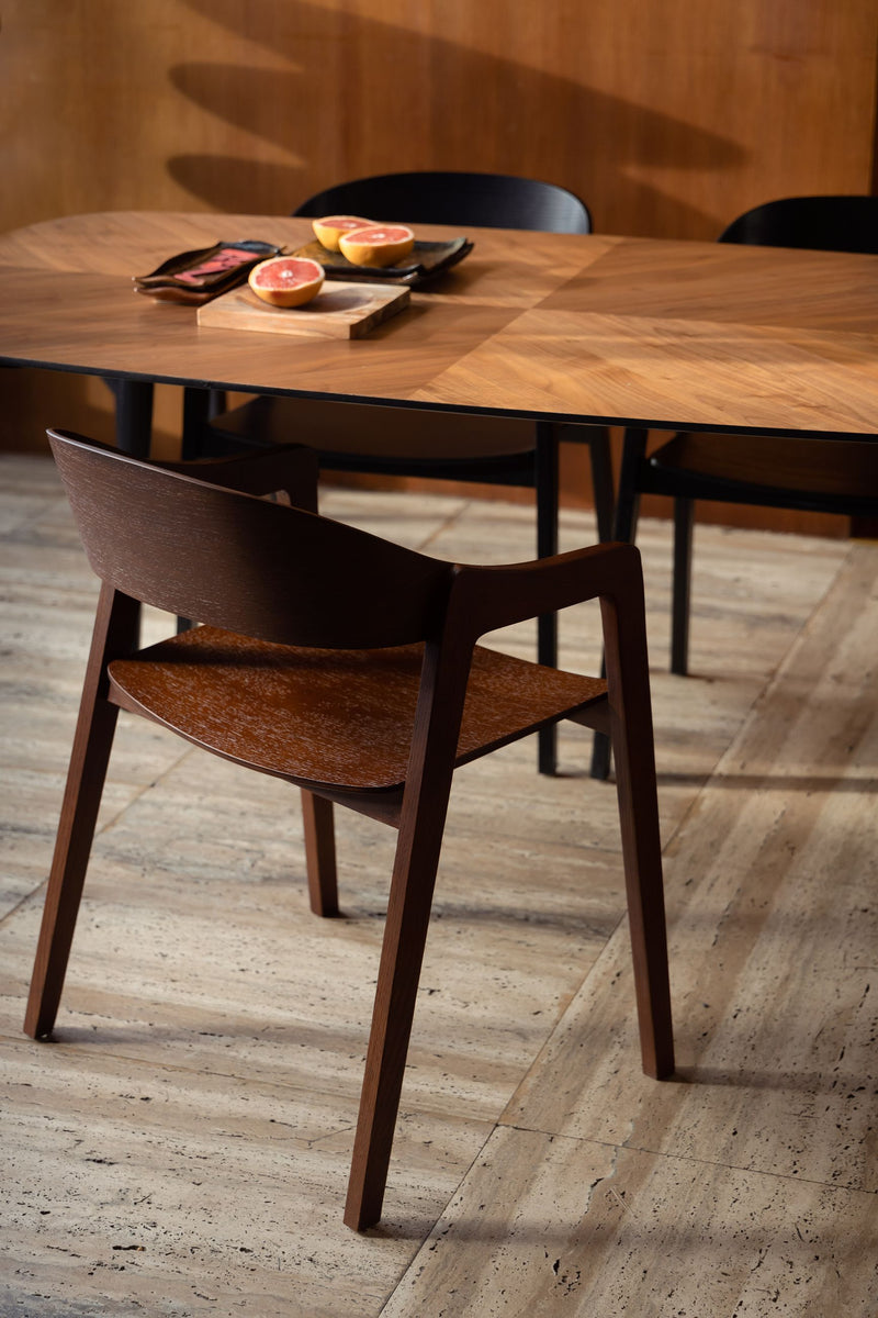 Esszimmerstuhl Westlake 2er-Set, Walnuss aus Eichenholz von Dutchbone