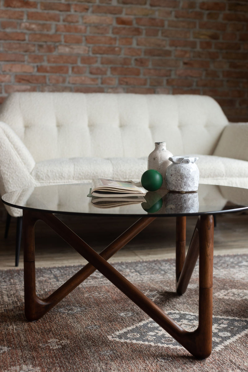 Couchtisch Naia Walnut mit Glasplatte und Eichenholzgestell, rund