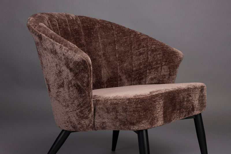Loungesessel Georgia Dutchbone Lila mit Samtbezug und Metallbeinen