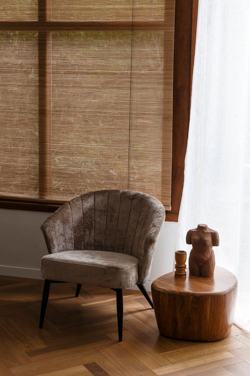 Loungesessel Georgia mit Samtbezug in Taupe von Dutchbone