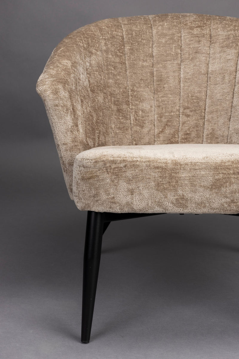 Loungesessel Georgia mit Samtbezug in Taupe von Dutchbone