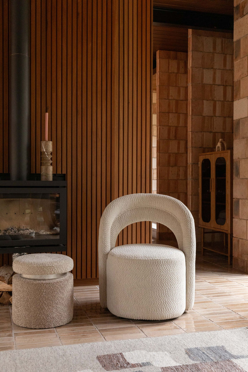 Loungesessel Seina von Dutchbone mit drehbarem Sitz, Beige aus Bouclé