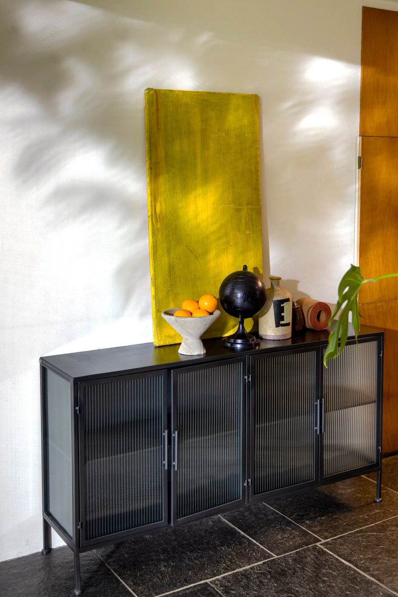 Sideboard Boli aus Glas und schwarzem Stahl von Dutchbone