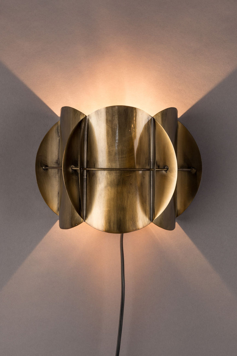 Wandlampe Corridor Antique Brass von Dutchbone im Mid-Century-Design