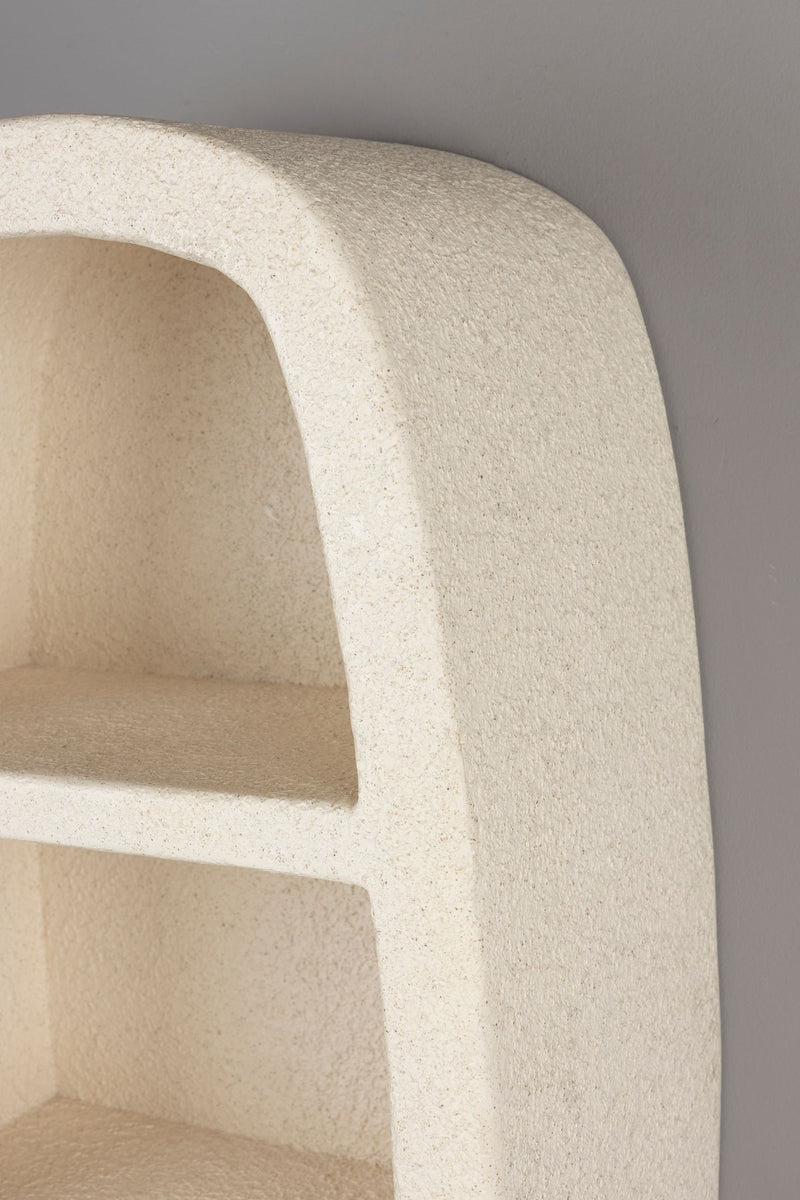 Wandregal Veda mit 2 Böden aus recyceltem Marmor, Beige, Dutchbone