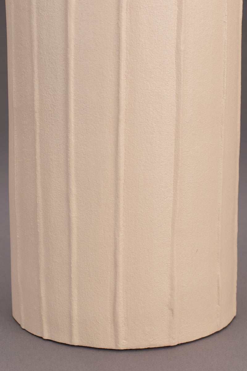 Deko-Vase Rander Beige von Dutchbone aus wasserdichtem Aluminium