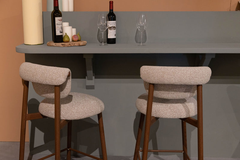 Barhocker Lee im 2er-Set, Beige mit Stoffbezug und Metallgestell