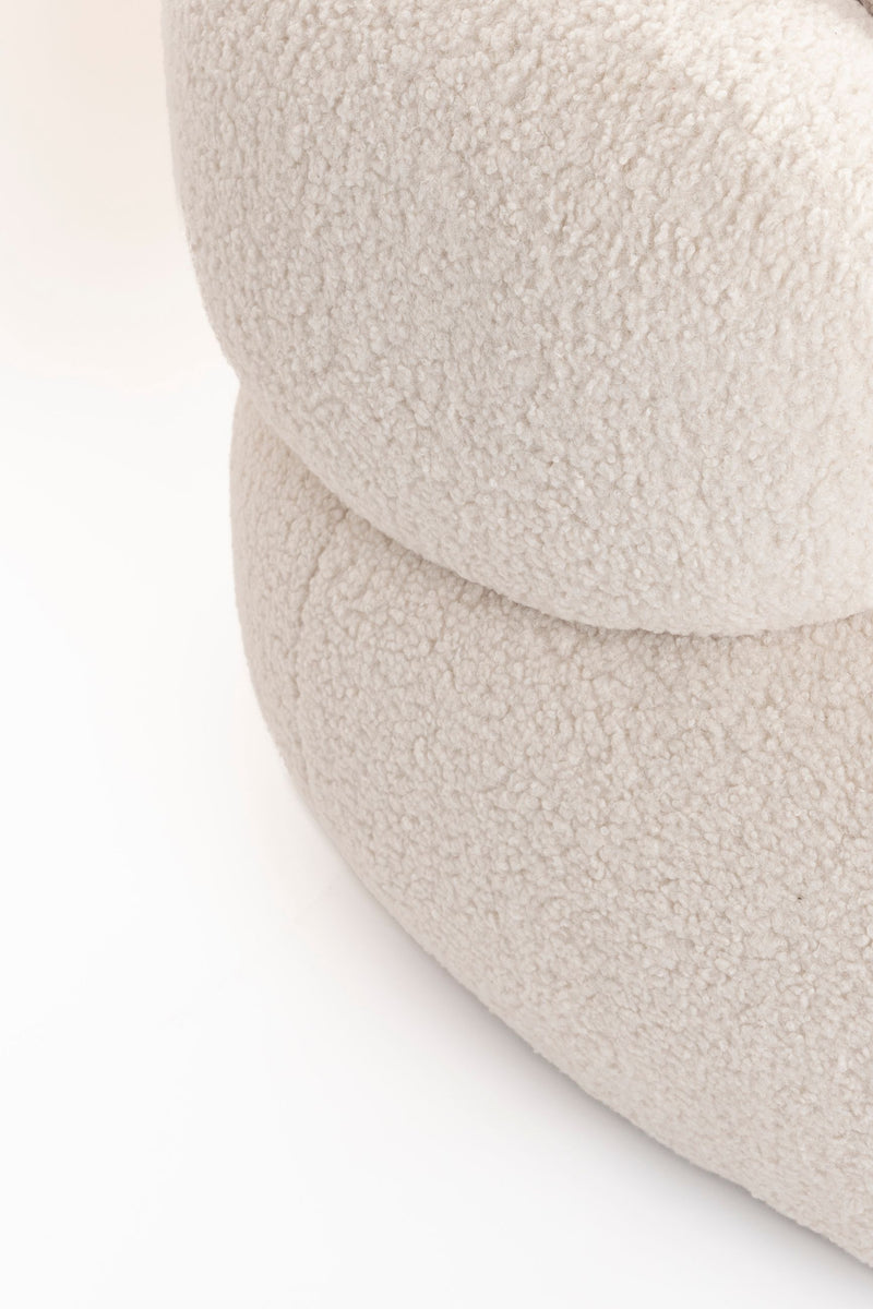 Sofa Noxx 2,5-Sitzer mit Teddy-Stoff in Weiß, Wohnzimmer-Couch