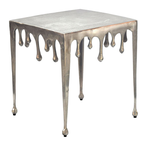 Beistelltisch Drops Silber aus Aluminium mit quadratischer Platte und tropfenförmigen Beinen, Gesamtansicht.