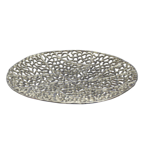 Dekoschale Silber aus Aluminium in Gesamtansicht mit durchbrochenem, organischem Muster.