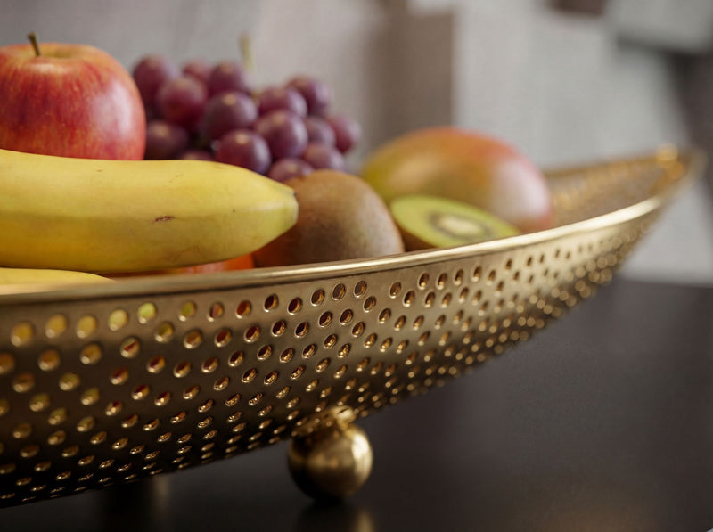 Obstschale Gold Oval 60 cm mit Lochmuster, Dekoschale aus Metall