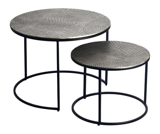 Satztisch 2er-Set rund Silber mit gemusterten Aluminium-Tischplatten und schwarzem Eisengestell, Gesamtansicht.