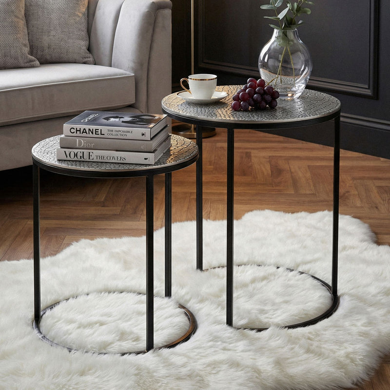 Satztisch 2er Set rund in Silber mit Metallgestell von Wohnling
