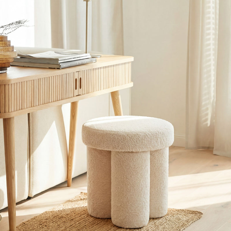 Sitzhocker Teddy Creme rund, Polsterhocker im Boho-Stil Wohnzimmer