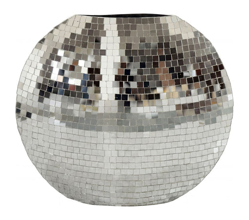 Tischvase Mosaik Silber mit silbernen und mehrfarbigen Spiegelplättchen in kugeliger Form, Gesamtansicht.