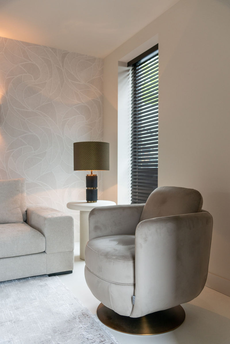 Beistelltisch Bloomstone White – organische Form von Richmond
