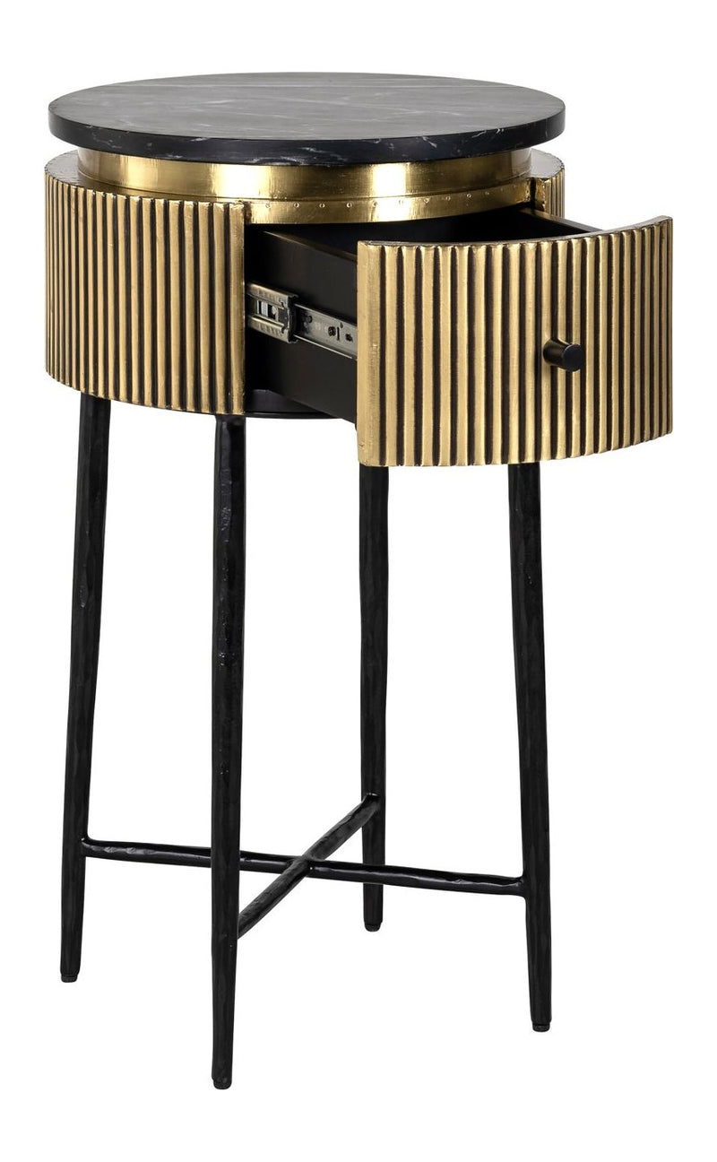 Beistelltisch Ironville gold – Marmorplatte & Messing-Details