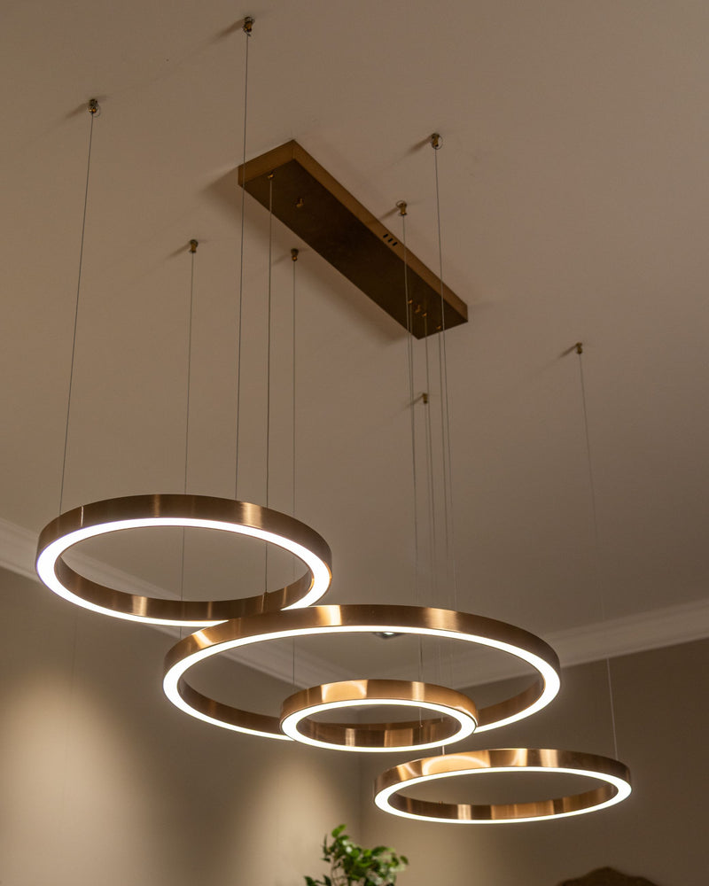 Pendelleuchte Lilou Brushed Gold – Design-Hängeleuchte aus Eisen