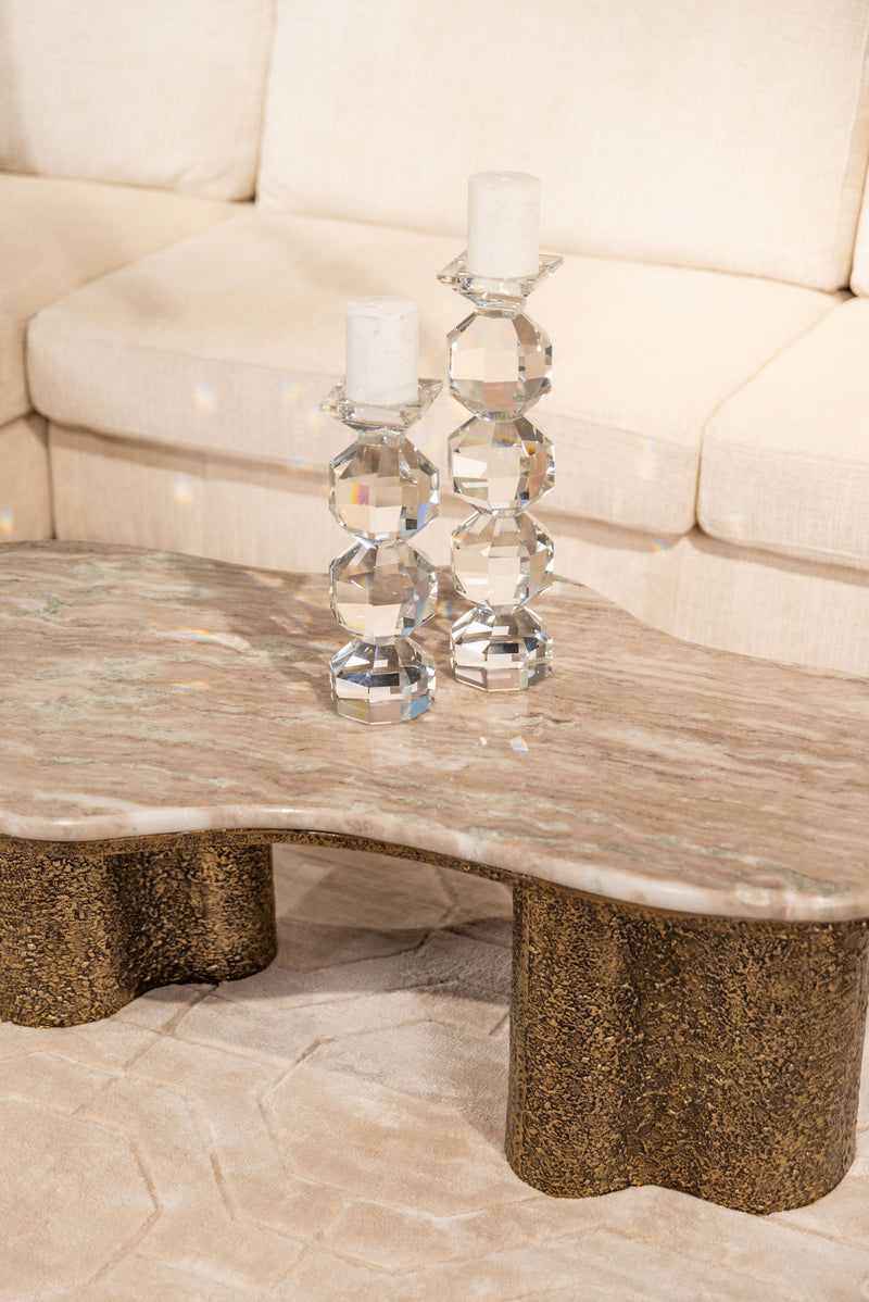 Couchtisch Abandos brass antique – Marmor & Aluminium, 131x74 cm