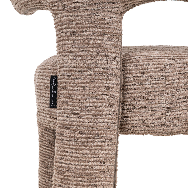 Esszimmerstuhl Nerio Mocca Linear mit skulpturalem Eisengestell