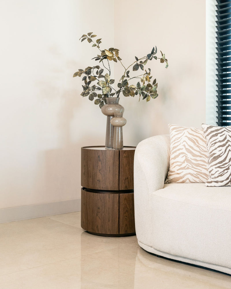 Nachttisch Ellery mit 2 Schubladen in Braun - Richmond Interiors