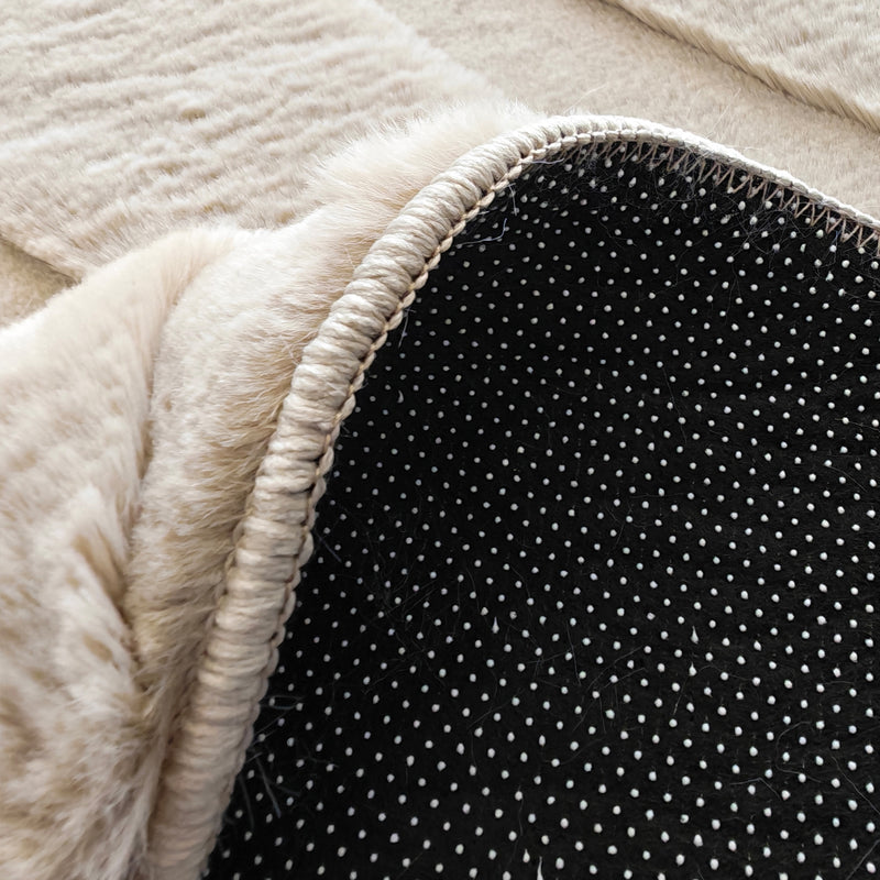 Richmond Teppich Sverre beige 230x350 cm mit organischem Reliefmuster