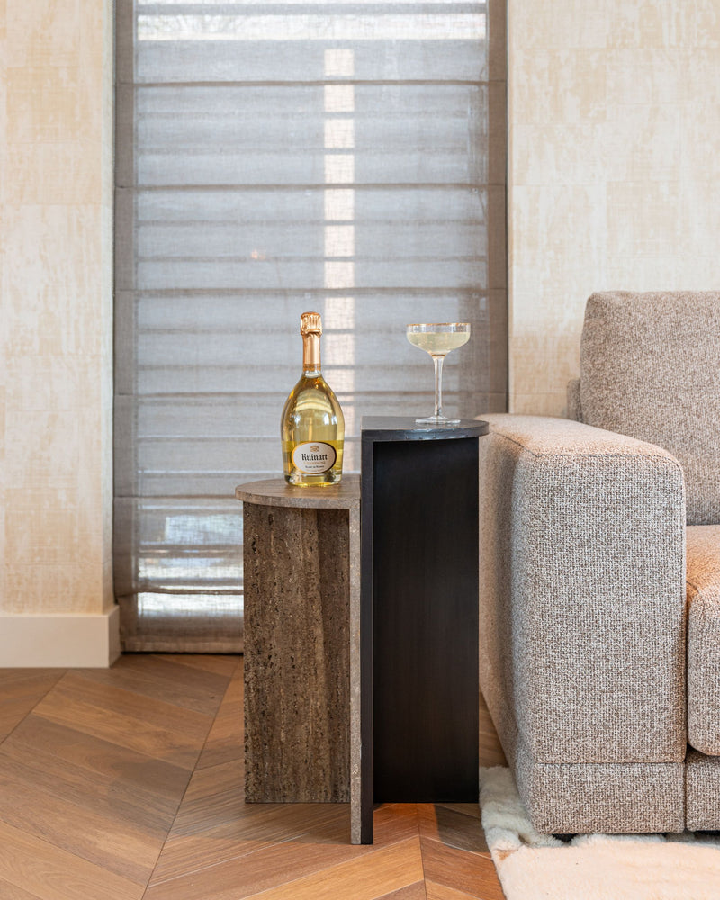 Beistelltisch Russo mit Travertin-Platte, Messing-Akzente, ash brown