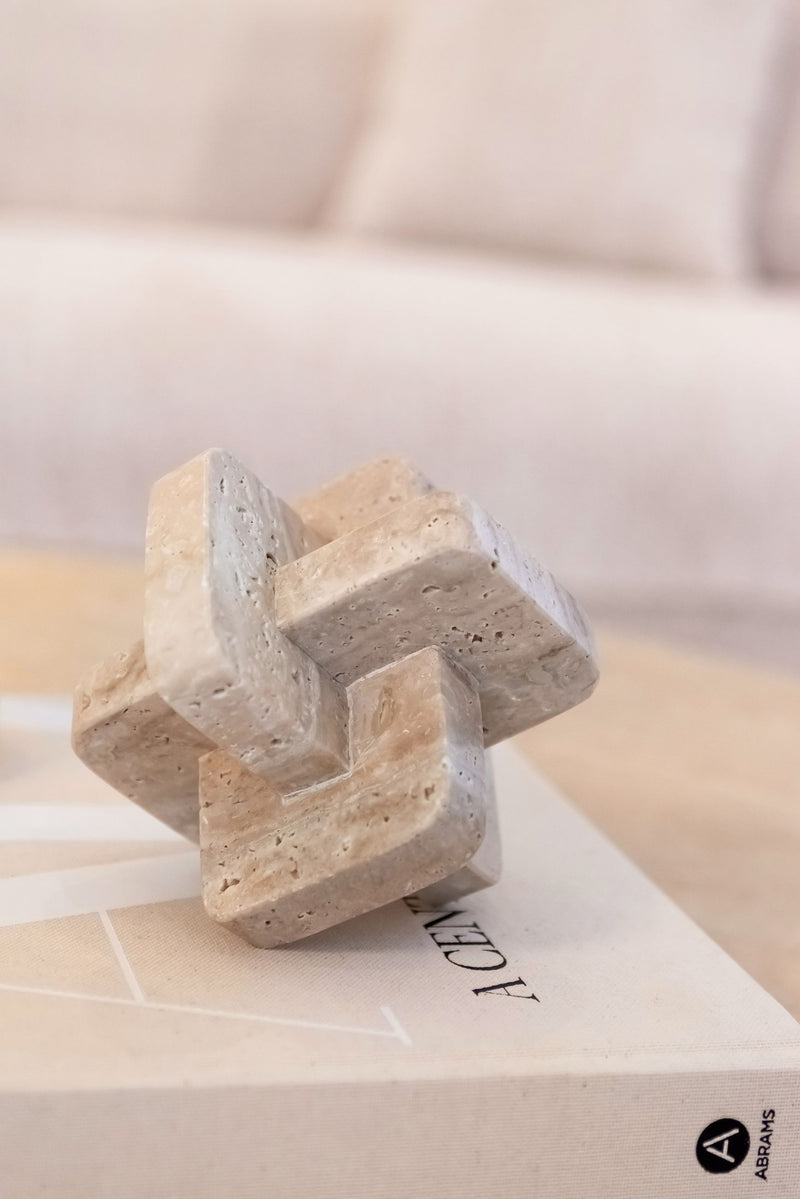 Dekoratives Objekt Mony Travertin beige – Richmond Naturstein-Deko