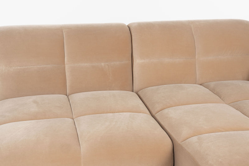 Sofa Hazel mit Chaiselongue rechts, Beige mit Eukalyptusholz-Gestell
