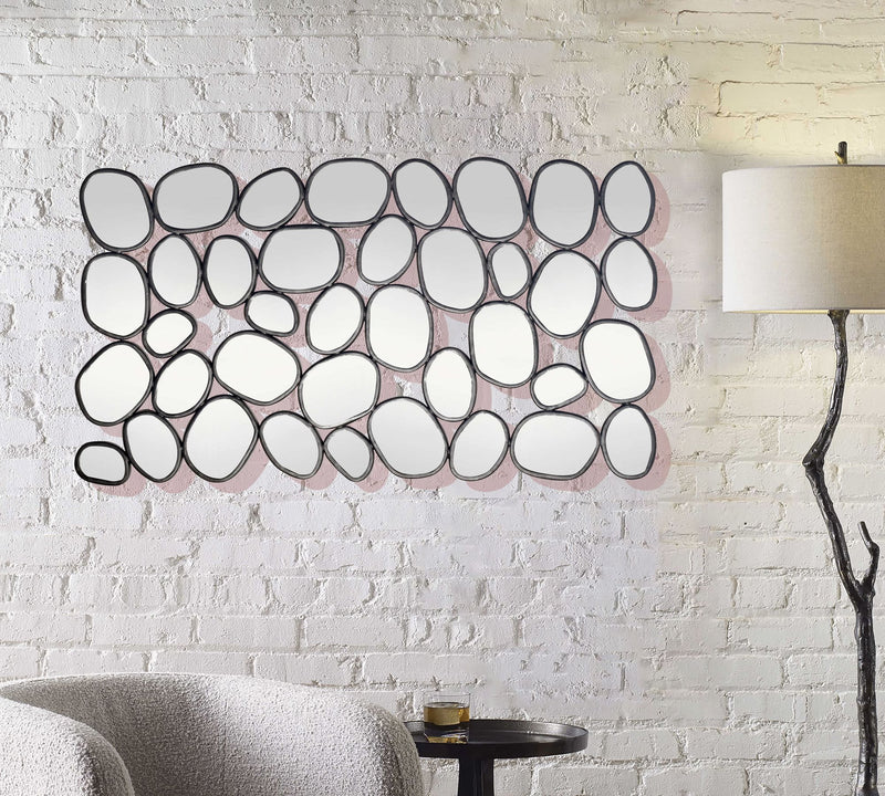 Wandspiegel Tropfen 56x99cm mit schwarzem Metallrahmen von Wohnling