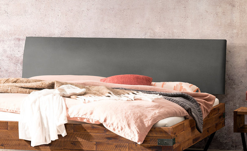 Hasena Lecona Bett Akazie Massivholz mit Kufen im Industrial-Loft-Look