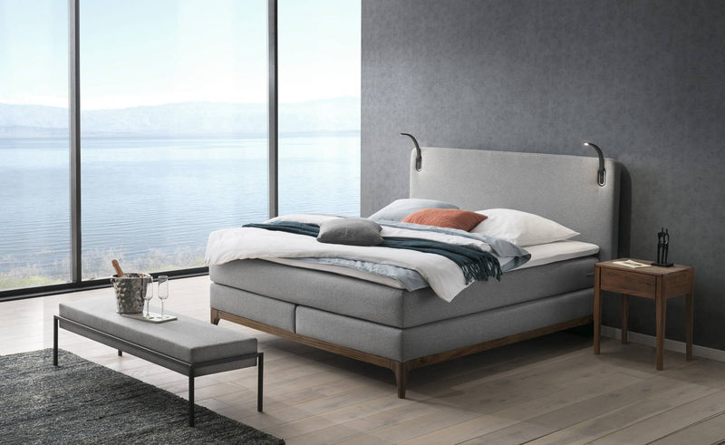 Hasena Nachttisch Chilly Nussbaum Massivholz mit Soft-Close-Schublade