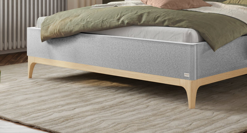 Hasena Polsterbett Soledad Eiche bright mit Bezug Pace Light Grey