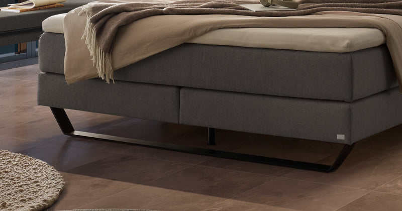 Hasena Boxspringbett Ambra Schwarz/Grau mit Metallkufe und Topper-Wahl