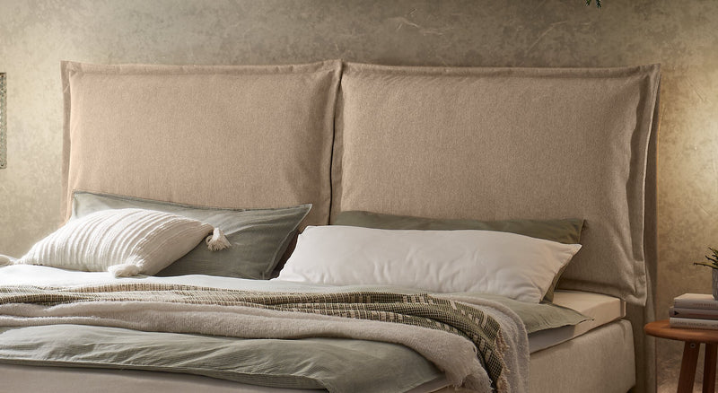 Hasena Boxspringbett Ricarda in Eiche bright geölt mit Bezug Pace Sand