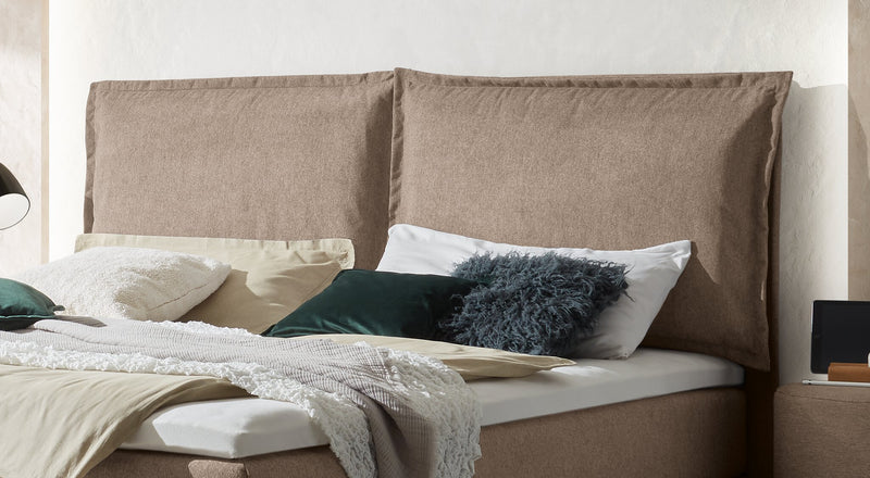Hasena Boxspringbett Imelda Eiche bright massiv mit Bezug Pace Sand
