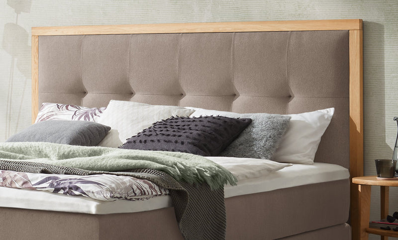 Hasena Boxspringbett Cecilia in Eiche bright mit Topper nach Wahl
