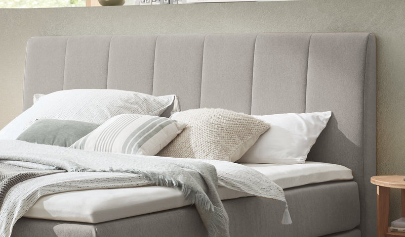 Hasena Boxspringbett Estela Eiche bright mit Bezug Pace Light Grey