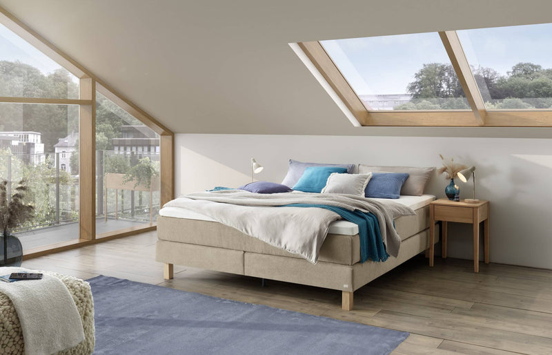 Hasena Carlota Boxspringbett Eiche bright mit Massivholz-Füßen