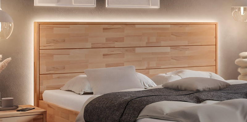 Hasena Massivholzbett Sansano Luce Bergamo Kernbuche mit LED-Lichtband