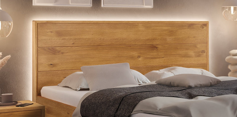 Hasena Sansano Luce Massivholzbett Bergamo Wildeiche mit LED-Lichtband