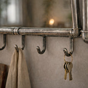 Wandgarderobe mit Spiegel und 5 Haken in Anthrazit, Metall – Ansicht 3