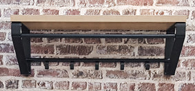 Haku Wandgarderobe mit 5 Haken, Kleiderstange und Ablage in Eiche-Optik