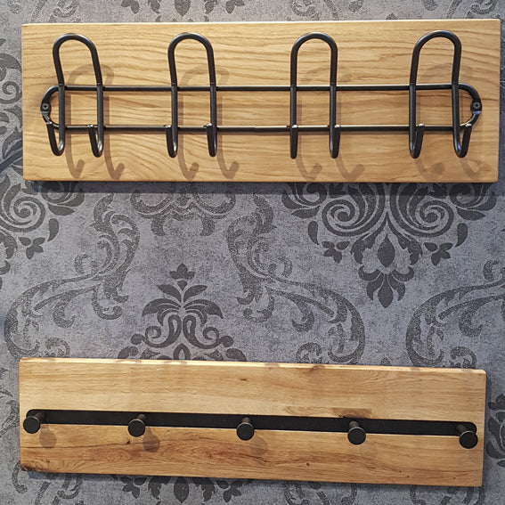 Haku Wandgarderobe Eiche geölt mit 5 Metallhaken, schwarz