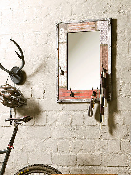 Wandgarderobe mit Spiegel, 4 Metallhaken und Schriftzug-Motiv – Ansicht 4