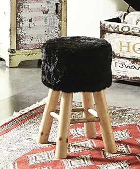 Haku Hocker Glam-Stil, Felloptik schwarz mit Massivholz-Beinen