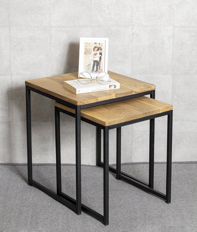 Haku Beistelltisch 2er Set, Eiche massiv mit Stahlrohrgestell schwarz