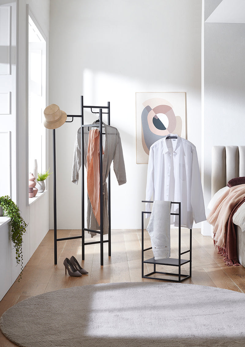 Herrendiener Dressboy aus Stahlrohr, schwarz lackiert, 128 cm hoch – Ansicht 3