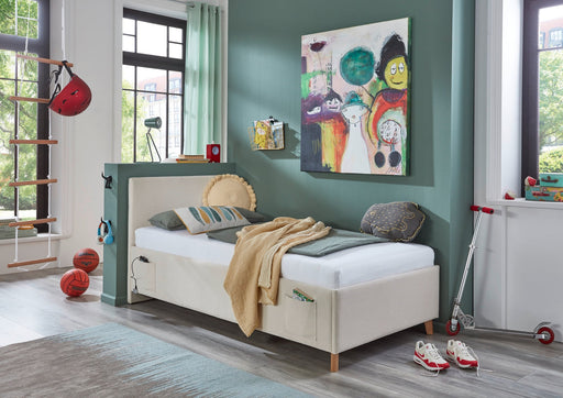 Jugendbett Cool mit USB-Anschluss & Betttaschen, Polsterbett in Cremeweiß – Ansicht 1